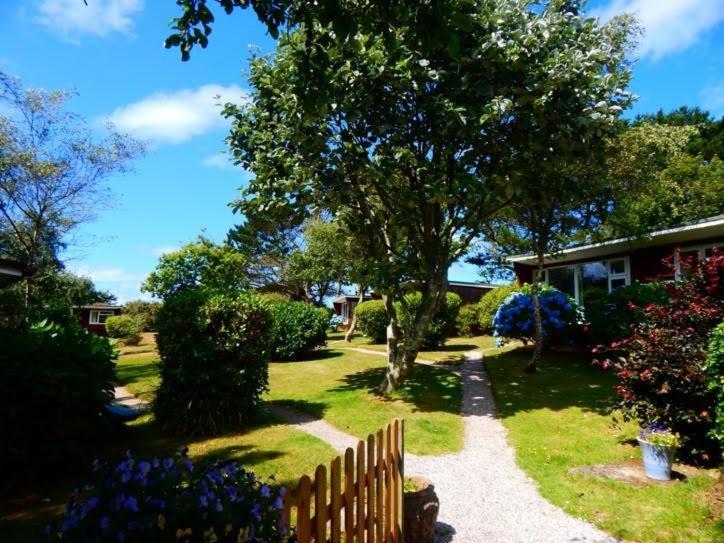 Mount Hawke Holiday Bungalows Porthtowan Dış mekan fotoğraf